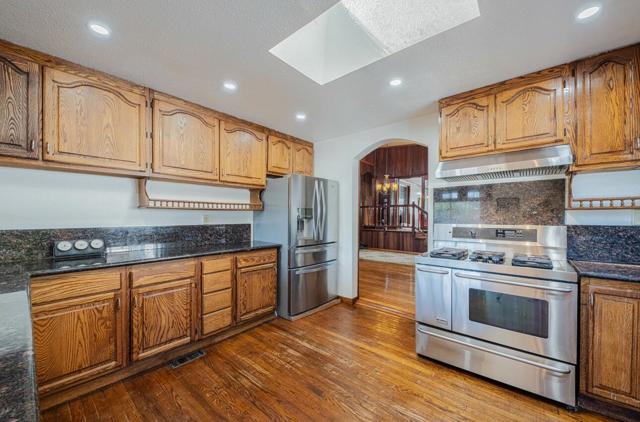 17945 Pesante Road, Salinas CA: https://media.crmls.org/mediaz/3636e788-c761-4e00-ba2d-9b8956391d09.jpg