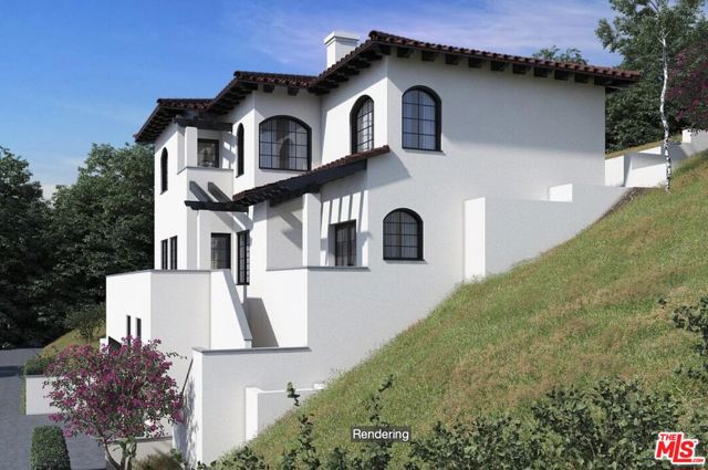 4011 N Glenalbyn Drive, Los Angeles CA: https://media.crmls.org/mediaz/36371b57-7fcc-4dad-9f18-8cf05d87b9c2.jpg