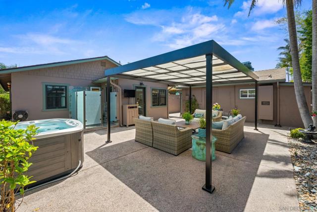260 27Th St, Del Mar CA: https://media.crmls.org/mediaz/3637890a-28ef-4683-800b-f78a48bee65c.jpg