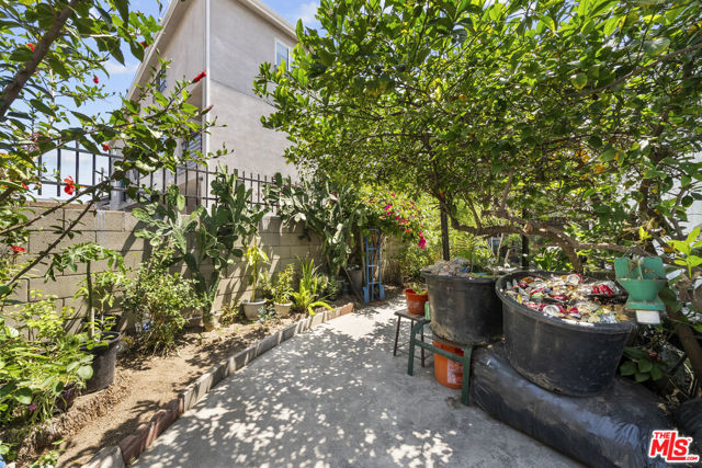 12001 Valerio Street, North Hollywood CA: https://media.crmls.org/mediaz/3637ce23-2e81-4352-b585-e24955f0ab21.jpg