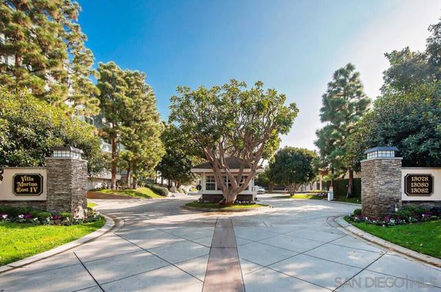 13078 Mindanao Way, Marina del Rey CA: https://media.crmls.org/mediaz/36388bbe-18ed-472a-ac16-80450cac4735.jpg