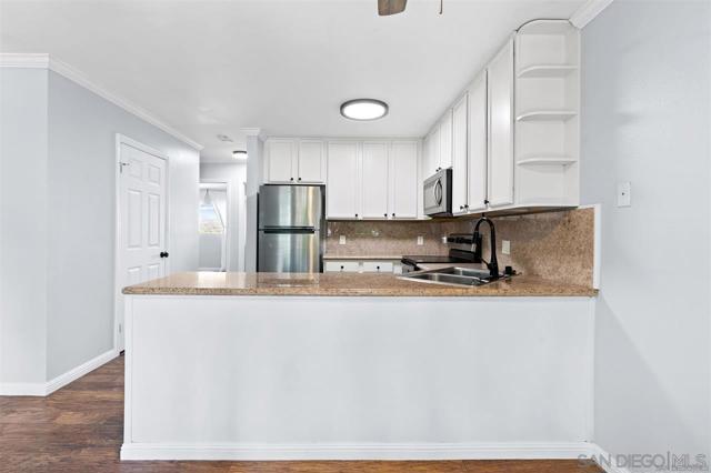 1280 W Main St, El Cajon CA: https://media.crmls.org/mediaz/36393546-f74e-458d-8a45-6df328a45583.jpg