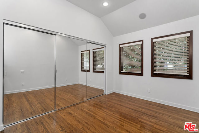 6656 Colgate Avenue, Los Angeles CA: https://media.crmls.org/mediaz/36394770-38ef-43ef-b451-a72633f02297.jpg