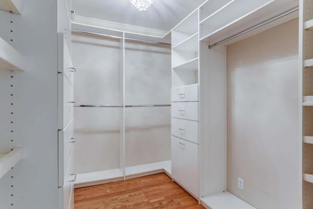 327 Bay Road, Menlo Park CA: https://media.crmls.org/mediaz/363965d7-e518-4f2b-9f5b-b2c566a0b6f3.jpg
