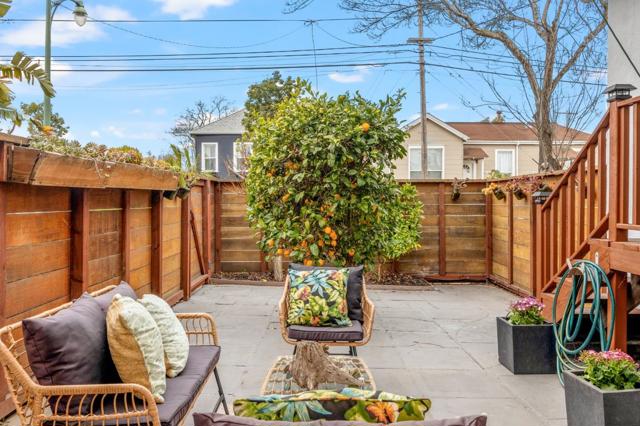 600 Pacific Avenue, Alameda, California 94501, 2 Bedrooms Bedrooms, ,2 BathroomsBathrooms,Single Family Residence,For Sale,Pacific,ML81993892