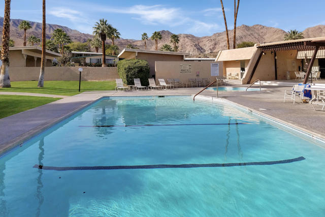 49305 Highway 74, Palm Desert CA: https://media.crmls.org/mediaz/363ca53e-59ae-49f7-9ca2-7a6730a8e197.jpg