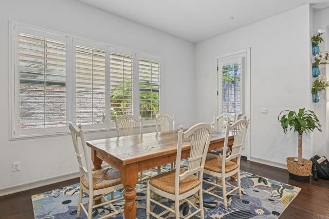 939 Bluejack Road, Encinitas CA: https://media.crmls.org/mediaz/363dd18b-8629-477d-9643-01caafa47da5.jpg