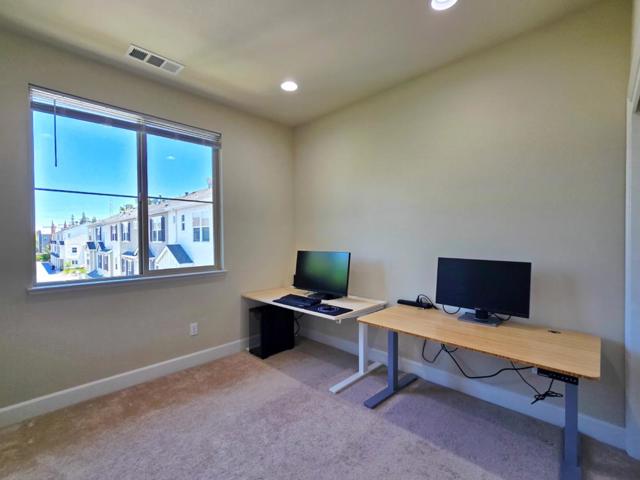 338 Santa Diana Terrace, Sunnyvale CA: https://media.crmls.org/mediaz/363ea8f3-c29d-4c00-a52a-7a5b2488e23e.jpg