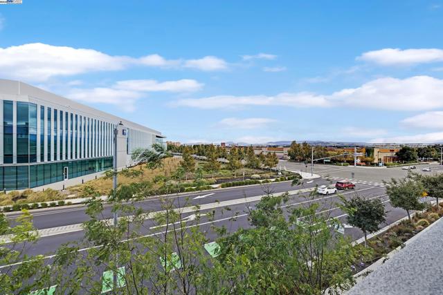 5394 Arnold Rd, Dublin CA: https://media.crmls.org/mediaz/363f298e-f8fc-4cf5-9b29-7201e01668d5.jpg