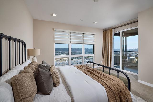 2921 Via Alta Pl, San Diego CA: https://media.crmls.org/mediaz/363f4792-d142-4fa3-a45d-430d1b7bec0a.jpg