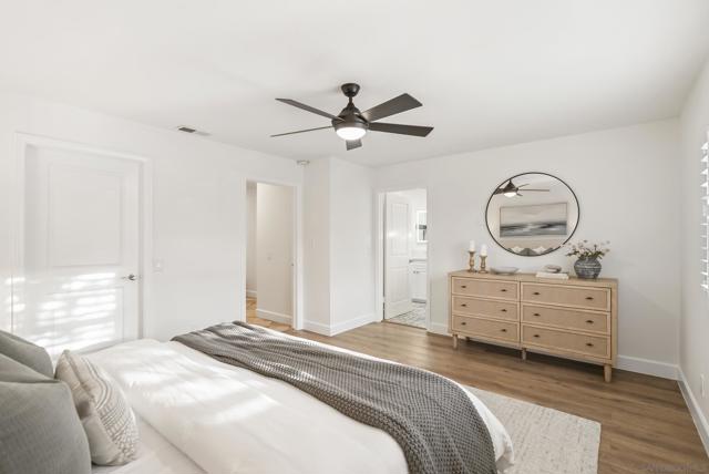 1918 Odell Cir, Vista CA: https://media.crmls.org/mediaz/36402fe1-30ec-42e1-a929-4478022f83e7.jpg