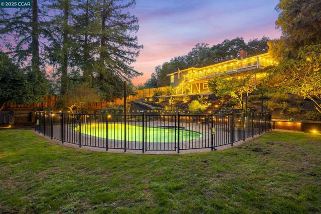 110 Twin Peaks Drive, Walnut Creek CA: https://media.crmls.org/mediaz/36408fa2-41c2-42e3-af4d-20dd6ceeacdd.jpg