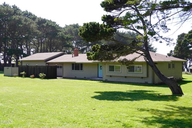 19100 Pacific Drive, Fort Bragg CA: https://media.crmls.org/mediaz/36409b16-7f15-4c80-b432-79e53a6d73eb.jpg