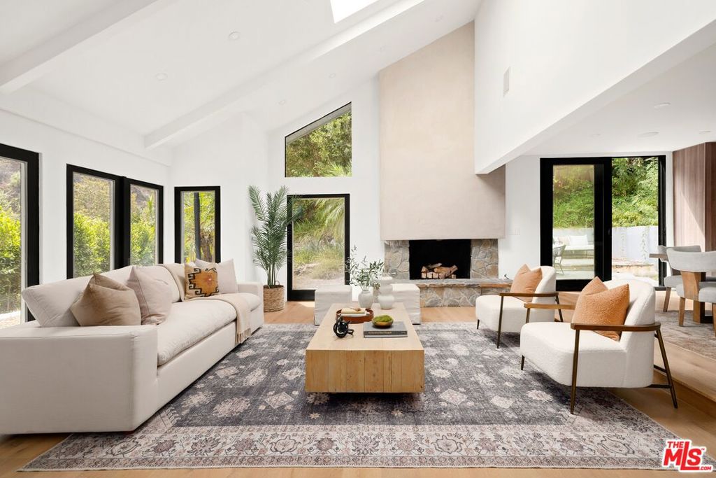 MLS #26886647 image #2