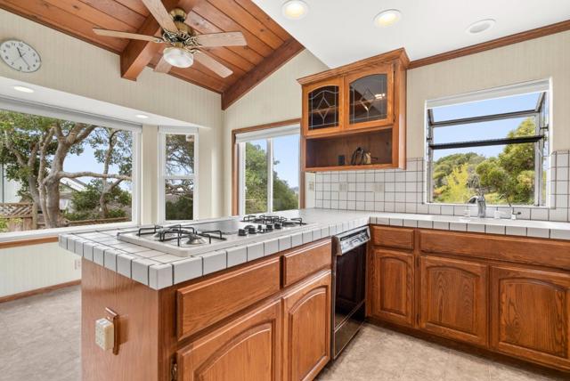 254 Aptos Beach Drive, Aptos CA: https://media.crmls.org/mediaz/3640a409-efba-44df-a642-48ec9b5e7043.jpg