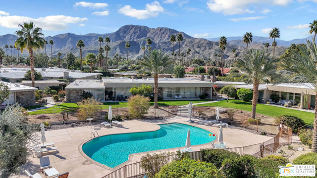 1211 Tamarisk West Street, Rancho Mirage CA: https://media.crmls.org/mediaz/3641ef9d-7f7e-443b-a656-5aaf3b90afeb.jpg
