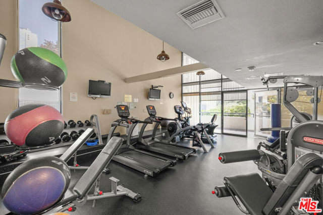 880 W 1st Street, Los Angeles CA: https://media.crmls.org/mediaz/36422967-31a9-47ca-bb0c-b126413d453b.jpg