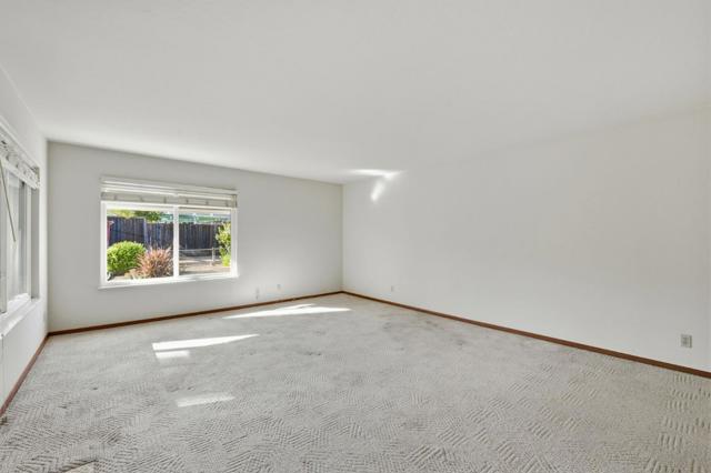 4975 Bel Escou Drive, San Jose CA: https://media.crmls.org/mediaz/364270e6-b828-468b-9030-6b7ad33a1073.jpg