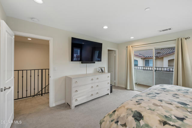 349 Newbury Vista Lane, Newbury Park CA: https://media.crmls.org/mediaz/3642cdd8-dc19-45af-99d5-dc4258bc2ea1.jpg
