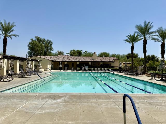 414 Via De La Paz, Palm Desert CA: https://media.crmls.org/mediaz/36431f36-37bd-46f4-8fa5-46acd9cbdccc.jpg
