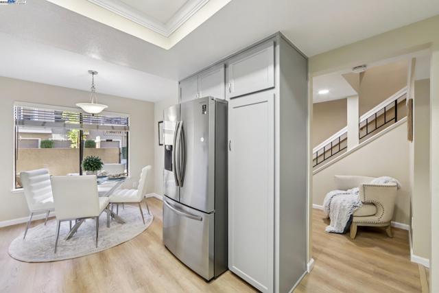 34627 Pueblo Terrace, Fremont CA: https://media.crmls.org/mediaz/36438014-f252-4376-b6ea-bc8e5d4f1f34.jpg