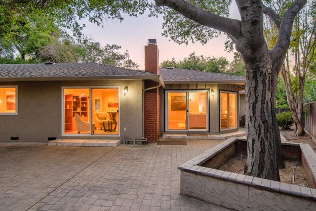 13010 Glen Brae Drive, Saratoga CA: https://media.crmls.org/mediaz/364392cf-463b-4d68-8029-aae7fef224bd.jpg