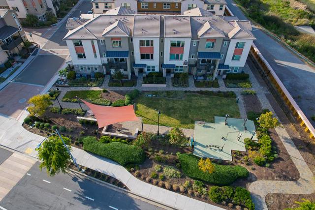 1312 Milkweed Street, Milpitas CA: https://media.crmls.org/mediaz/3644ae80-d34e-40e4-bc38-2f58dcfe6eab.jpg