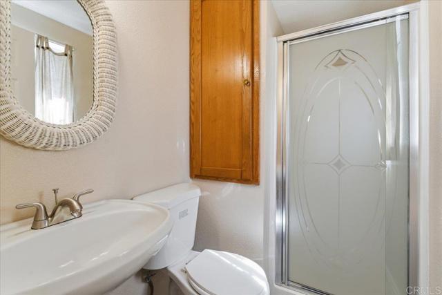 Detail Gallery Image 13 of 29 For 1032 Iris Ave, Imperial Beach,  CA 91932 - 4 Beds | 3 Baths