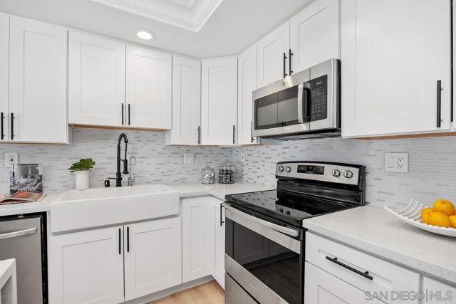 524 Via De La Valle H, Solana Beach CA: https://media.crmls.org/mediaz/3645c67a-3b5b-478d-9eaa-813398df9944.jpg