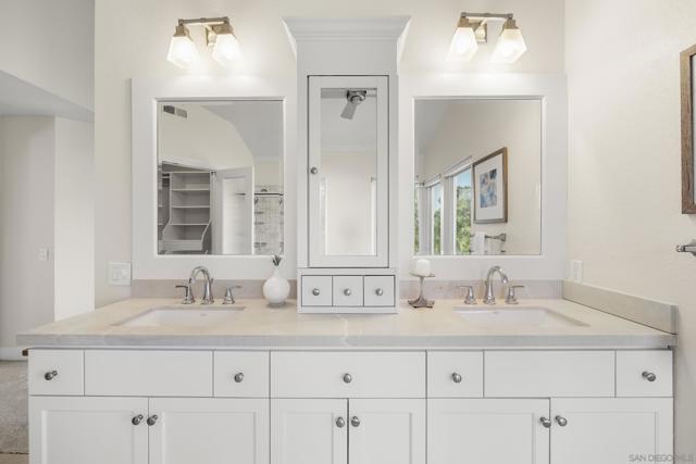 1910 Vineyard Avenue, Vista CA: https://media.crmls.org/mediaz/3645ef0e-883e-4bc7-b433-c44476ef1305.jpg