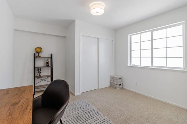 6827 Ridgewood Drive, Oakland CA: https://media.crmls.org/mediaz/3646622e-71dd-42df-aba4-e29240ee40ce.jpg