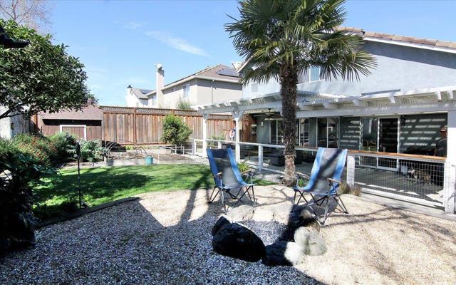 2155 Beachwood Court, Hollister CA: https://media.crmls.org/mediaz/36470719-386a-4486-ad8c-0261647ccbde.jpg
