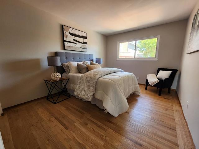 20 Tioga Way, Belmont CA: https://media.crmls.org/mediaz/36472f95-ec54-4853-97b5-e2acec8f081d.jpg