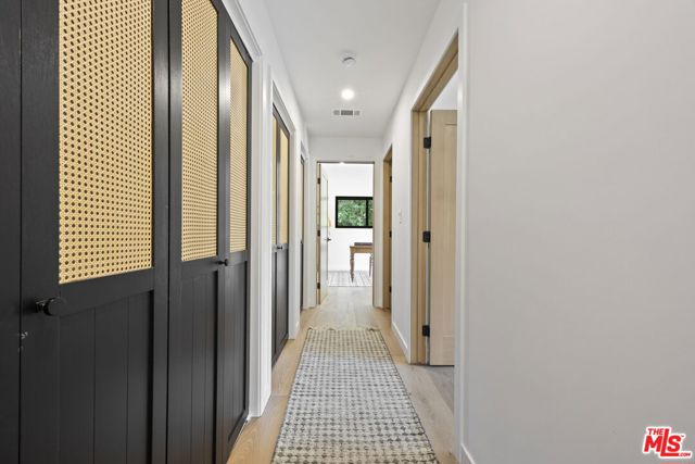 1131 Rancho Drive, Ojai CA: https://media.crmls.org/mediaz/3647a47c-7289-4b8a-882a-c779786559c0.jpg