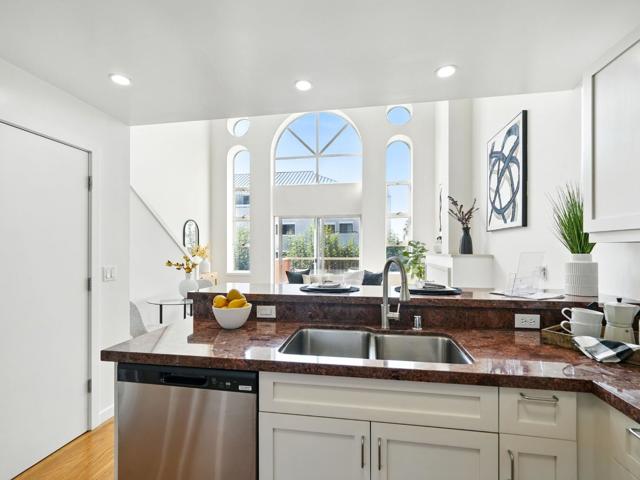 350 N 2nd Street, San Jose CA: https://media.crmls.org/mediaz/36486a2b-91f1-4df1-bb08-46799380c216.jpg