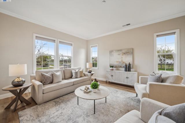 2193 Autinori Ct, Livermore CA: https://media.crmls.org/mediaz/36488af2-a523-41df-80db-3fa6d6a3c830.jpg