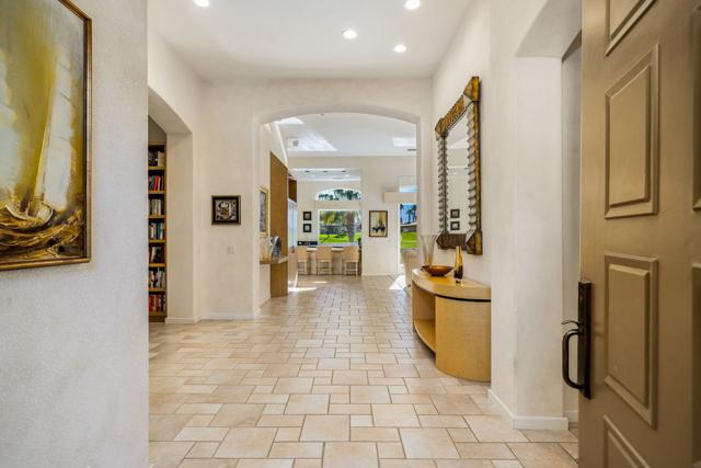 443 Tomahawk Drive, Palm Desert CA: https://media.crmls.org/mediaz/364911ad-6a42-4a08-b974-59e4b52f6586.jpg