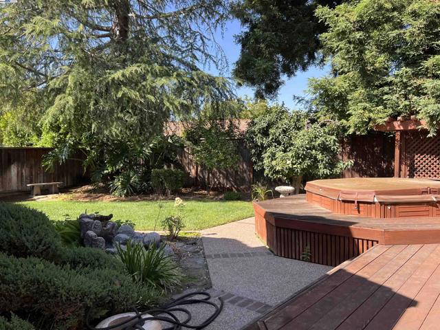 3284 Omega Cir, Pleasanton CA: https://media.crmls.org/mediaz/36495669-ceb6-4e8b-8644-8045b5b70b36.jpg