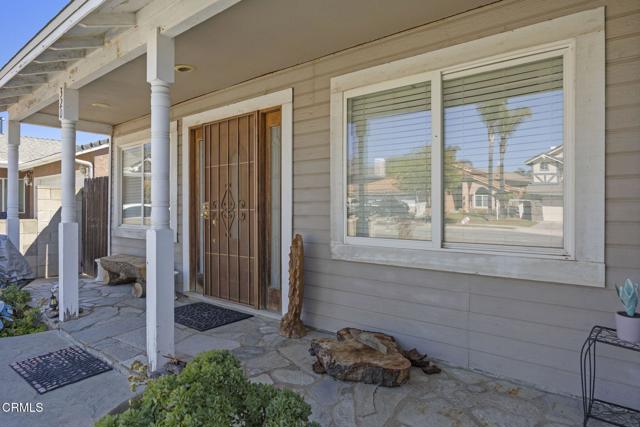 Detail Gallery Image 3 of 52 For 320 D St, Fillmore,  CA 93015 - 4 Beds | 2/1 Baths