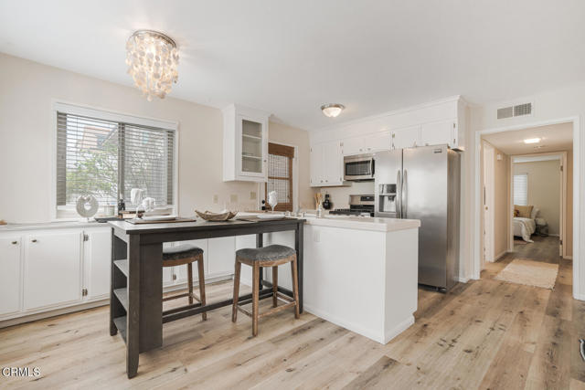 Detail Gallery Image 19 of 22 For 3700 Ocean Dr, Oxnard,  CA 93035 - 3 Beds | 0 Baths