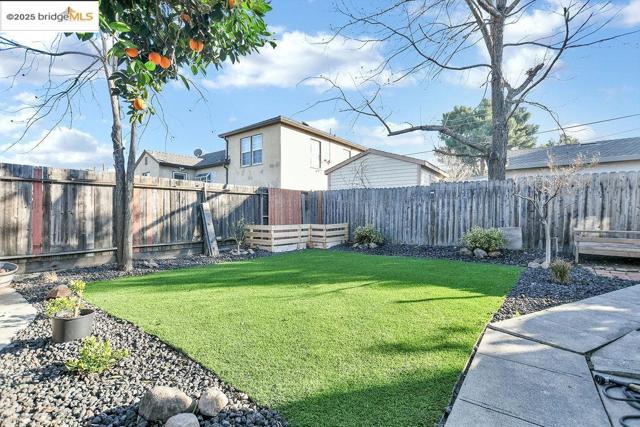 1711 D St, Antioch CA: https://media.crmls.org/mediaz/3649e228-5aa0-4d04-b407-31567a6ce286.jpg