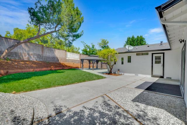 112 Lockwood, Pleasant Hill CA: https://media.crmls.org/mediaz/364ab373-9ffb-40f8-8972-9a40536098ce.jpg