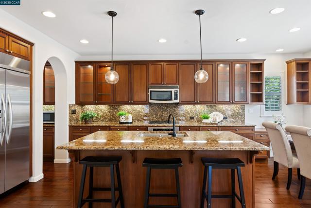 5214 Kenilworth Way, San Ramon CA: https://media.crmls.org/mediaz/364b0b4e-b37c-4bea-923f-868cb796f0c8.jpg