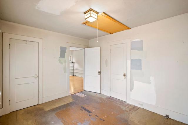 30 Clinton Street, Redwood City CA: https://media.crmls.org/mediaz/364cbd2f-74cb-4ecf-9ded-99692865b0cc.jpg