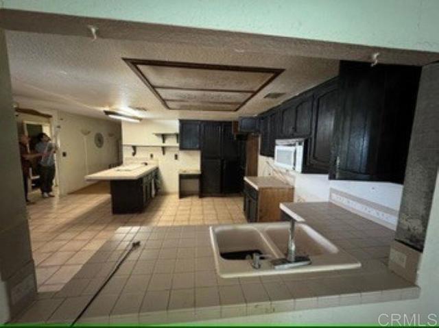 Detail Gallery Image 10 of 36 For 16430 Everetts Way, Riverside,  CA 92504 - 4 Beds | 2/1 Baths