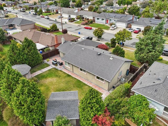 37987 Alta Drive, Fremont CA: https://media.crmls.org/mediaz/364da22d-3258-4d49-8d42-eaad875a6087.jpg