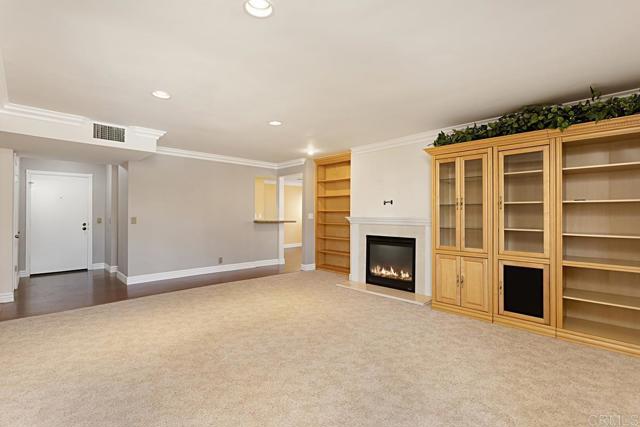 Detail Gallery Image 9 of 35 For 2625 Pirineos Way #218,  Carlsbad,  CA 92009 - 2 Beds | 2 Baths
