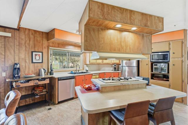 146 Mountain Springs Drive, San Jose CA: https://media.crmls.org/mediaz/36505f52-a5b6-4f9a-a084-9fb293870a28.jpg