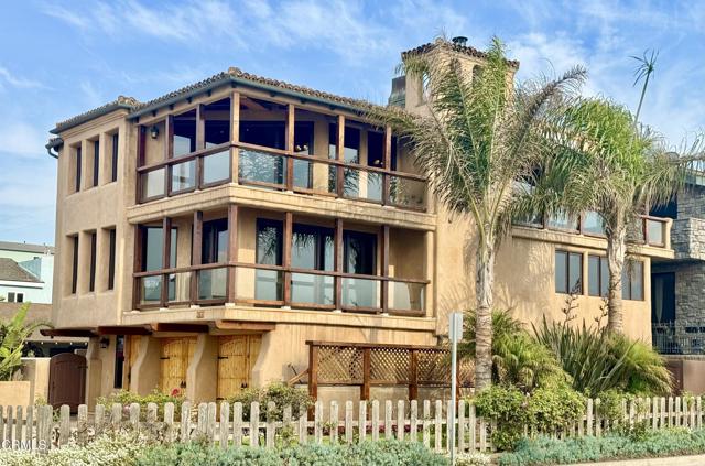 268 Sunset Drive, Oxnard CA: https://media.crmls.org/mediaz/3650f004-4ec4-48f1-9ef1-4f2b60cc3c69.jpg