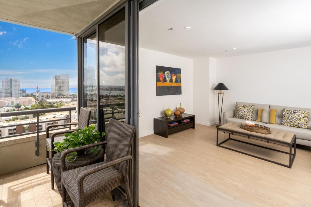 700 Front Street - photo 8